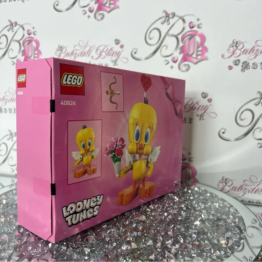 LEGO Looney Tunes Tweety Bird Building Kit - Yellow brand new valentines Cupid
